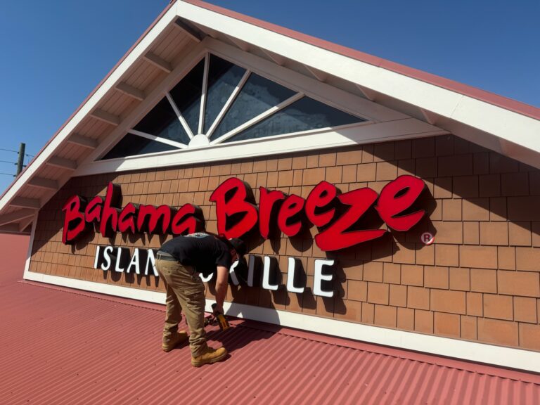 Bahama Breeze